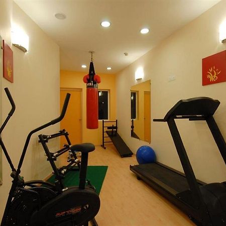 Hotel Manesar Gurgaon Bagian luar foto