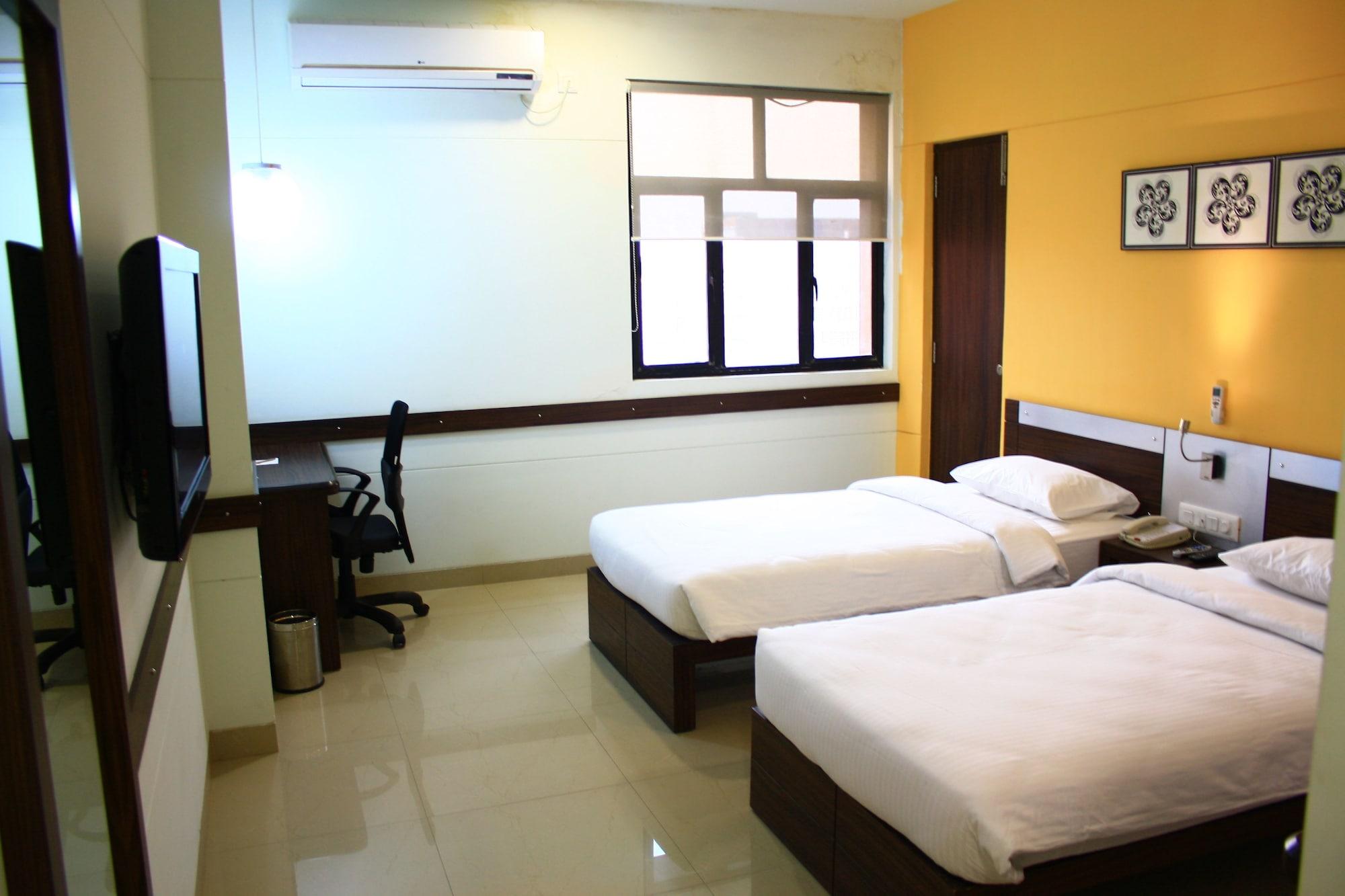Hotel Manesar Gurgaon Bagian luar foto