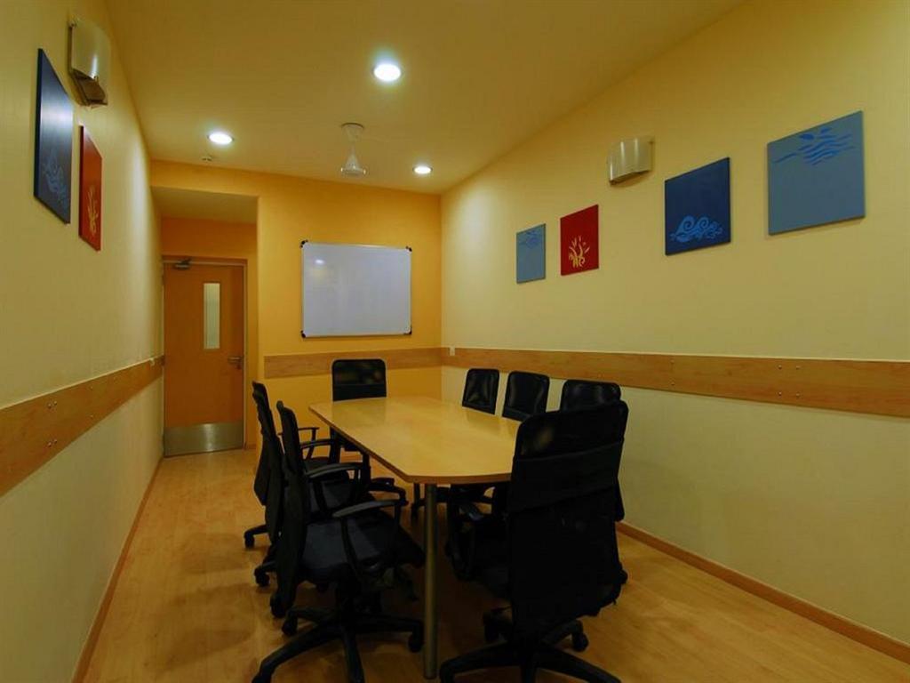 Hotel Manesar Gurgaon Bagian luar foto